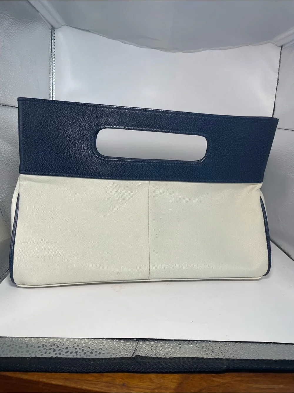 Clutch Two-Tone Cutout Handle Clutch - black & Neutral